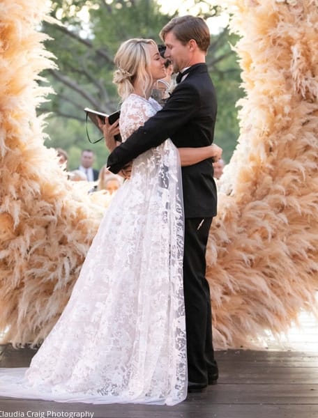 Kaley cuoco jumpsuit wedding online