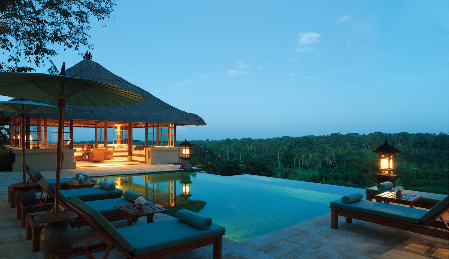 aman-resorts-amandari-bali-indonesia-luxury-honeymoon-wedding-style-photos