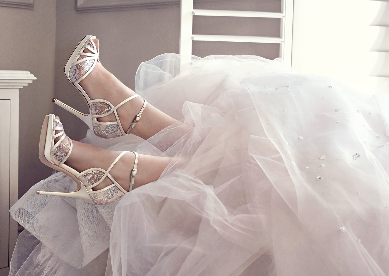 jimmy-choo-2016-bridal-collection-06